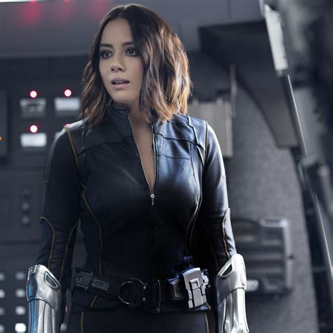 chloe bennet daisy johnson.